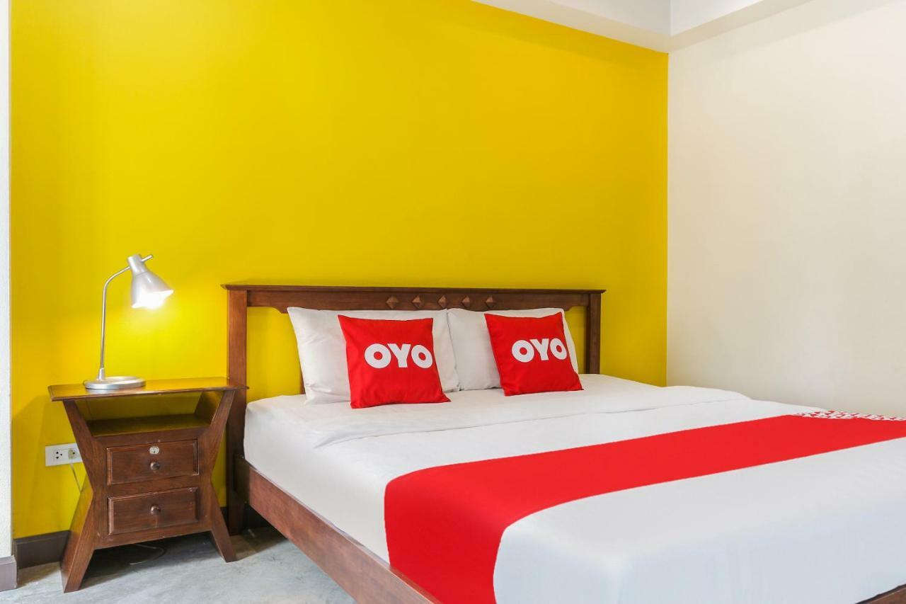 Oyo 233 Sunshine House Hotel Chiang Mai Exterior foto