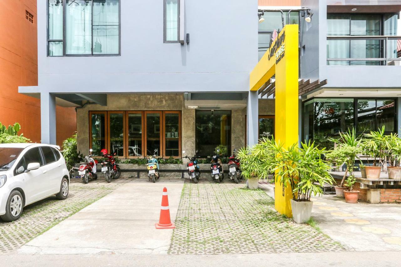 Oyo 233 Sunshine House Hotel Chiang Mai Exterior foto